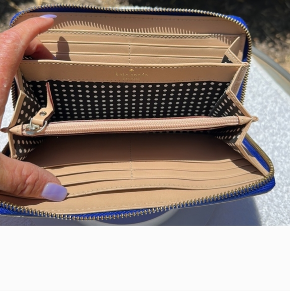 ♠️♠️ Kate Spade New York Continental Wallet - Picture 8 of 16